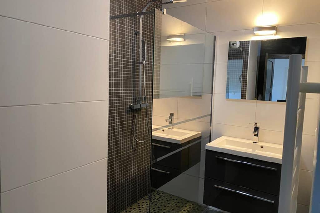 F2 Au Calme, Proche Gare, Center Parc, Sainte Croix Apartment Сарбур Екстериор снимка